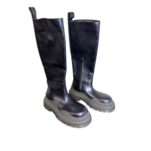 Bottega Veneta NIB Black Tire Tall Lug Sole Boots Size 37 - Picture 5 of 11